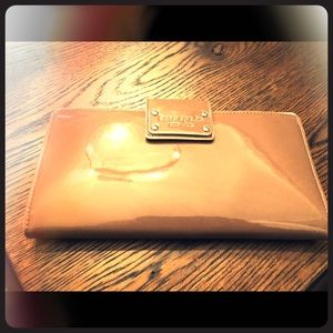 Kate spade clutch